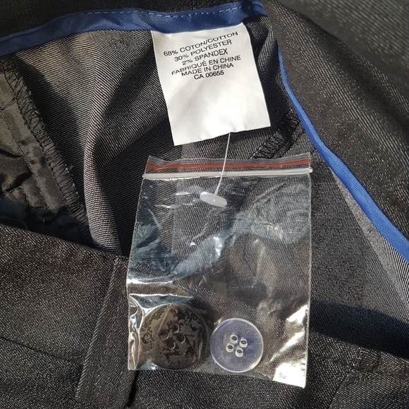 Smart Set Low Rise Bermuda Shorts - Picture 12 of 12